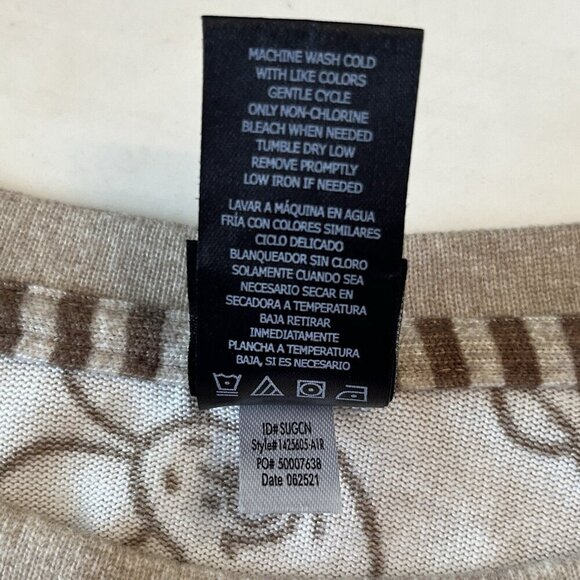 Disney Womens XL Winnie The Pooh Character All Over Print Pajama Top Brown - Picture 8 of 8